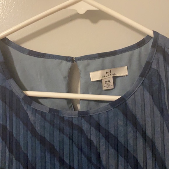 Top - Picture 4 of 6